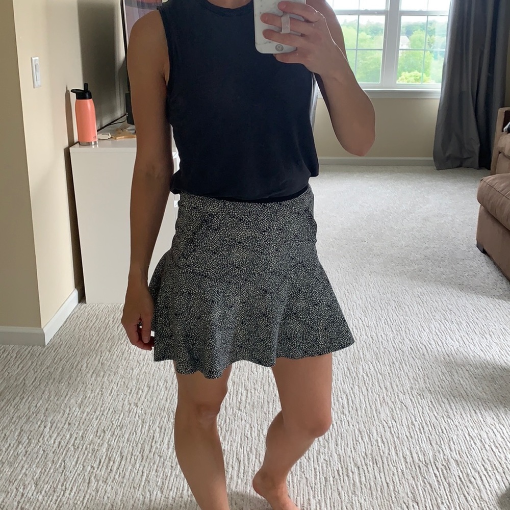 Lululemon scuba floral skirt